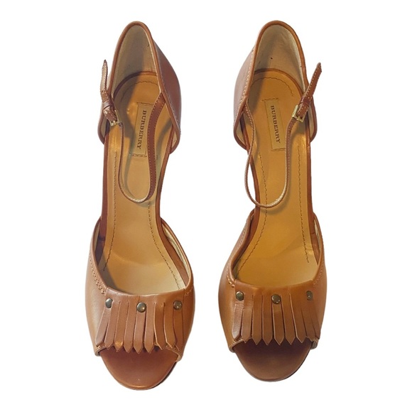 Burberry Kiltie Fringe Heel Ankle Strap Peep Toe Tan/Camel Leather Preppy Sz 40 - Picture 1 of 10